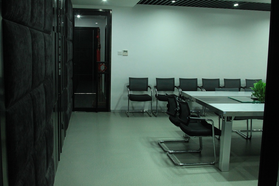 原創(chuàng)設(shè)計(jì)院亞麻