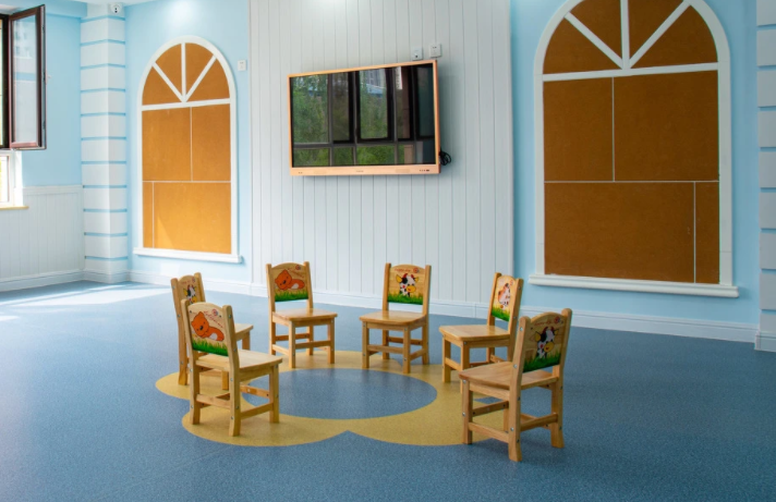 疫情防控背景下，應(yīng)該怎么選擇幼兒園地材